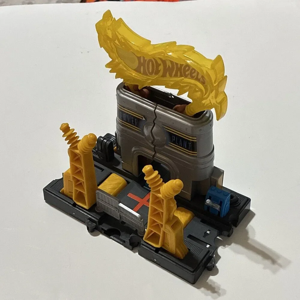 Hot Wheels Gorilla Attack Power Plant FMY98 Track Set Piece Pop-Up Gorilla Toy